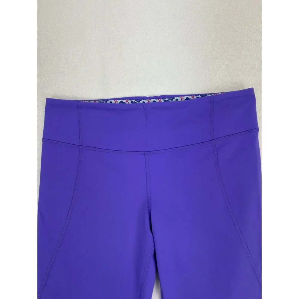 Lululemon Purple Cropped Capri Leggings Sz‎ 8